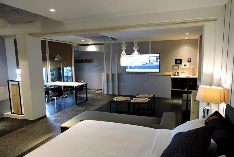 Roppongi Motel - Dalian Pingtung Zewnętrze zdjęcie